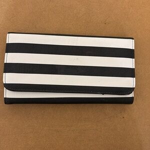 Kut from the Kloth black and white striped snap wallet